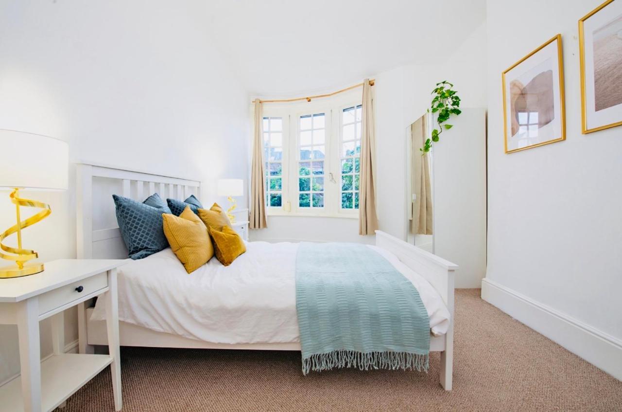 Spacious & Charming Garden Flat -Zone 2- Great For Central London Access Londres Exterior foto